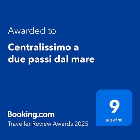 Centralissimo A Due Passi Dal Mare ฟอลลอนนีกา ภายนอก รูปภาพ